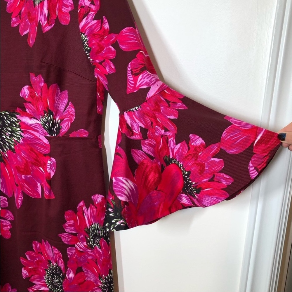 Trina Turk Magenta and Fuchsia Floral Splendid Dress Size 6 - Picture 5 of 6